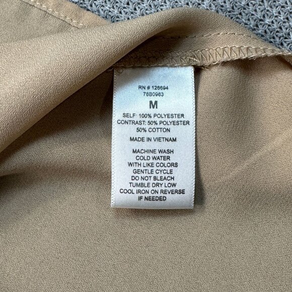 Not Forever Semi-Sheer Beige Lace Accent Sleeveless Blouse Lightweight Size M - Picture 8 of 12